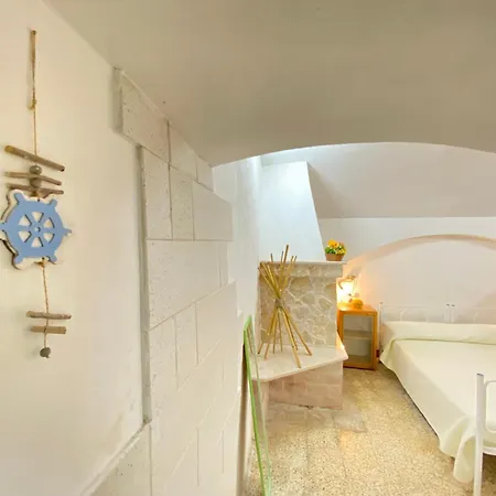 בית נופש Lo Scoglio Bianco